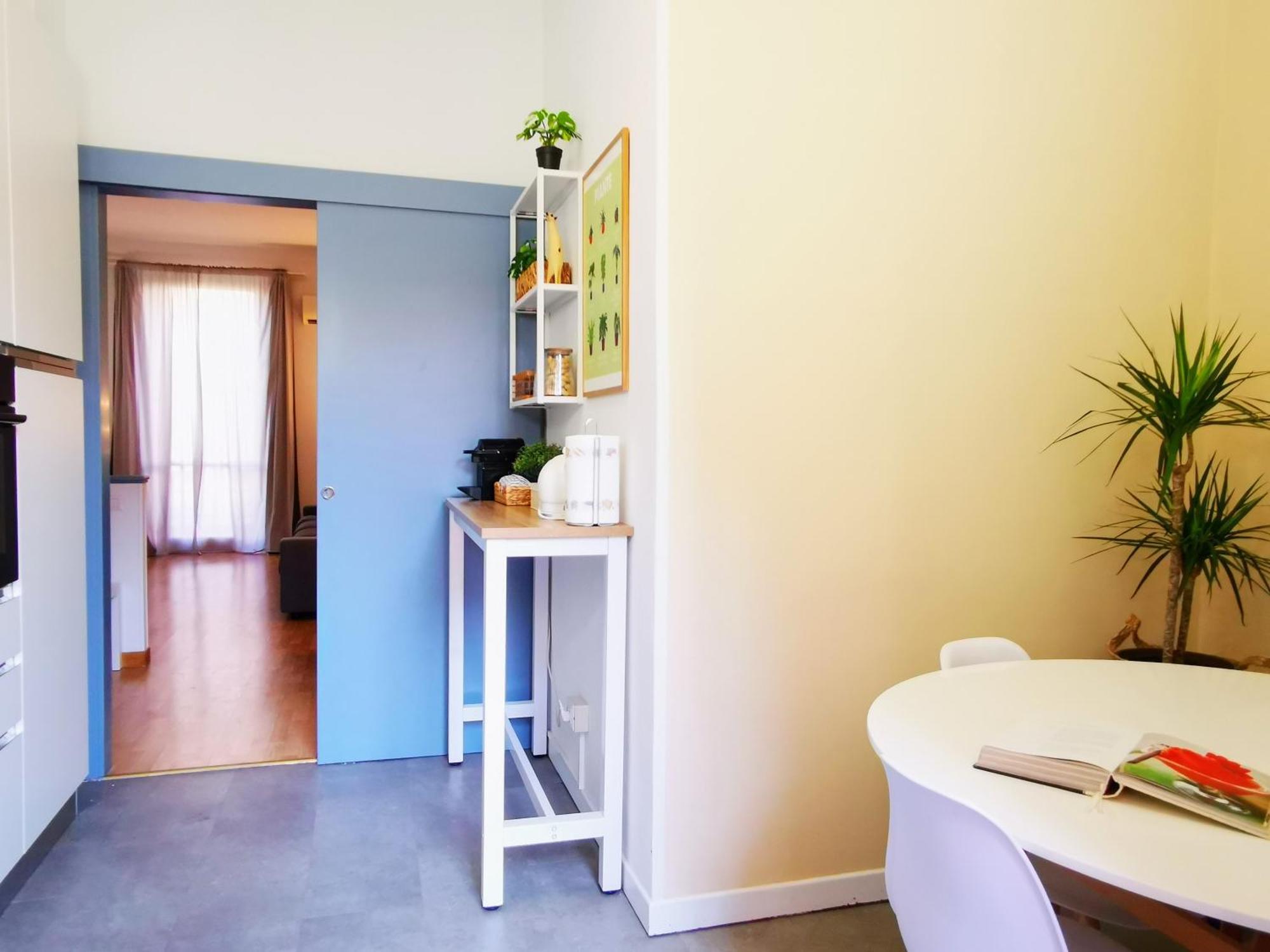 Spacious Apartment 50 Meters From The Metro Milão Exterior foto